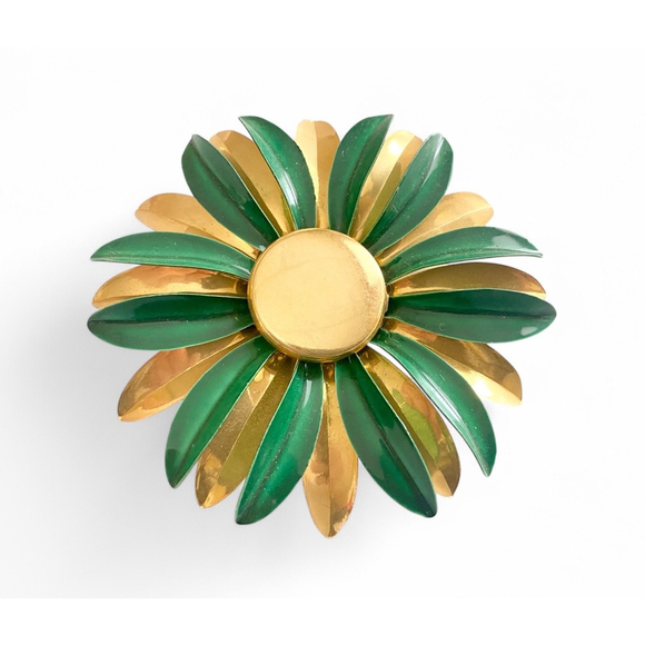 Large Vintage Green and Gold Enamel Flower Brooch Daisy Pin. - Picture 1 of 5